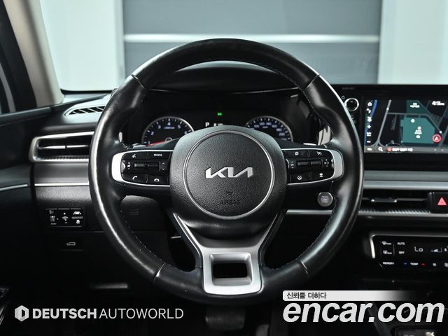 Kia K5 (III) 2.0 Prestige 2022 — фото 17