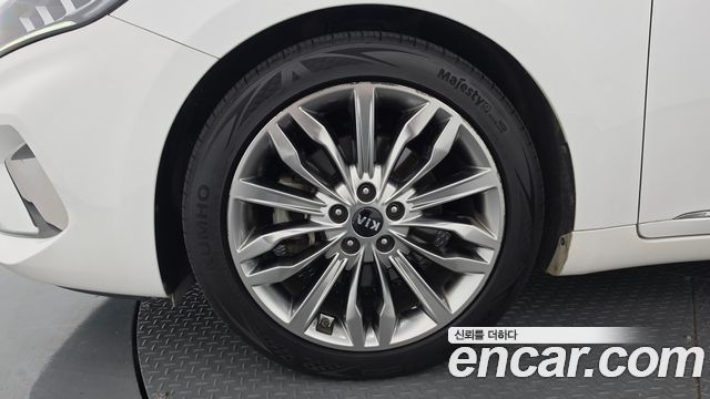 Kia K7 Premier 3.0 GDI Signature 2020 — фото 5