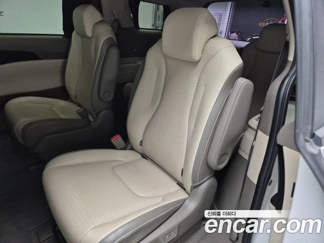 Kia Carnival (IV) Diesel 9-Seater Prestige 2021 — фото 19