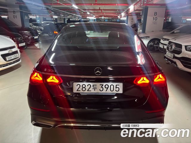 Mercedes-Benz E-Class (W214) E300 4MATIC AMG Line 2025 — фото 5