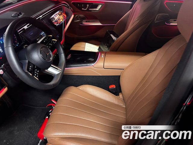 Mercedes-Benz E-Class (W214) E300 4MATIC AMG Line 2025 — фото 8