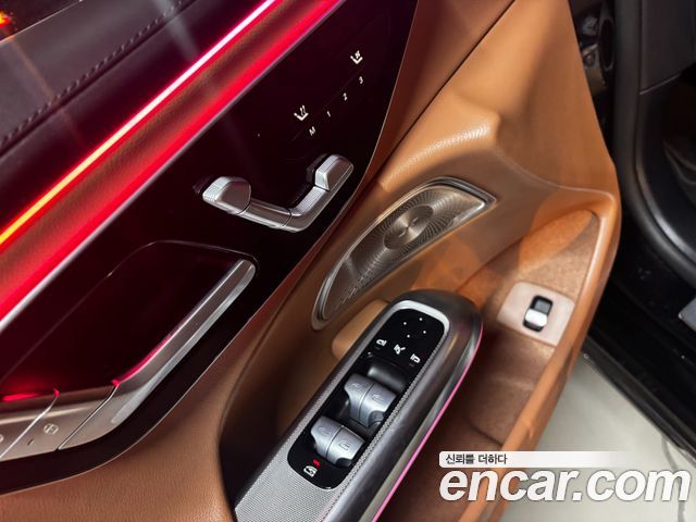 Mercedes-Benz E-Class (W214) E300 4MATIC AMG Line 2025 — фото 9