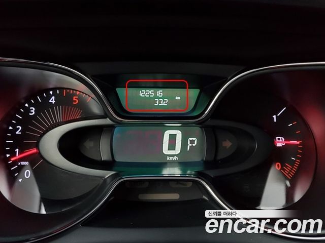 Renault Korea QM3 RE Signature 2017 — фото 8