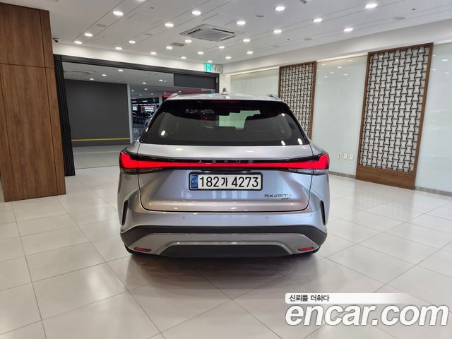 Lexus RX450h+ (V) Luxury 2023 — фото 4