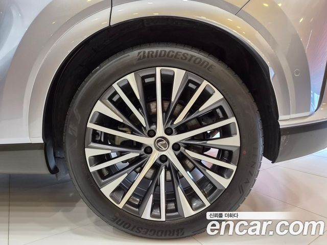 Lexus RX450h+ (V) Luxury 2023 — фото 6