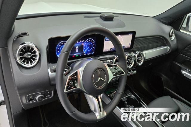 Mercedes-Benz EQB (X243) EQB300 4MATIC 2026 — фото 17