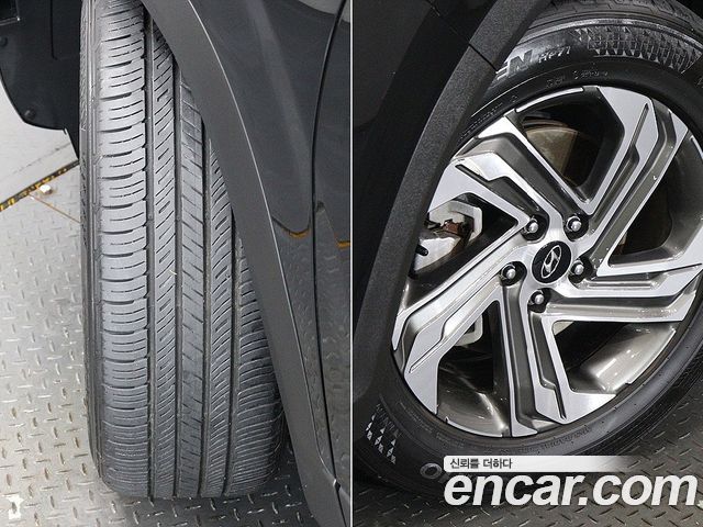 Hyundai Santa Fe Diesel 2.2 2WD Prestige 2021 — фото 5