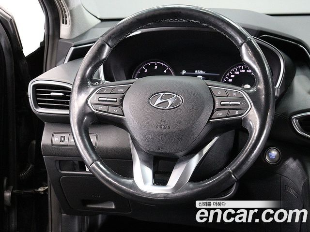 Hyundai Santa Fe Diesel 2.2 2WD Prestige 2021 — фото 19