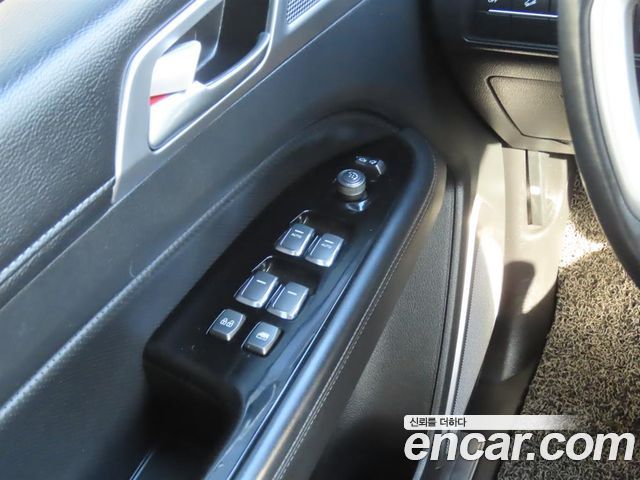 KG Mobility (SsangYong) Rexton Diesel 2.2 2WD Luxury 2021 — фото 18
