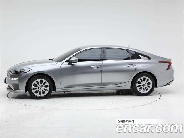 Kia K8 2.5 Gasoline 2WD Noblesse 2023 — фото 3