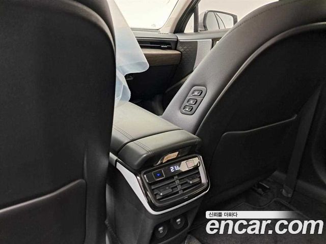 Kia K8 2.5 Gasoline 2WD Noblesse 2023 — фото 20