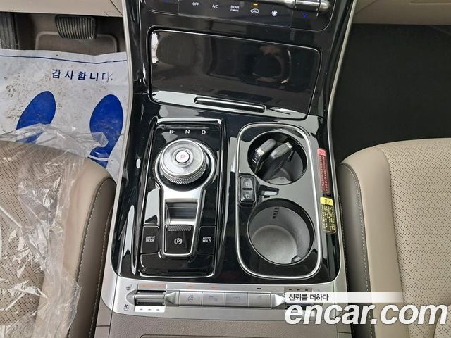 Kia Carnival (IV) Diesel 9-Seater Hi-Limousine Signature 2023 — фото 18