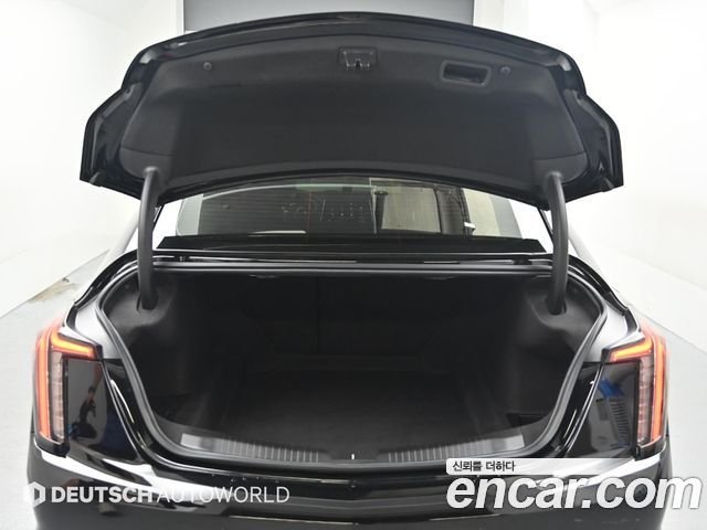 Cadillac CT5 2.0 Sport 2020 — фото 23