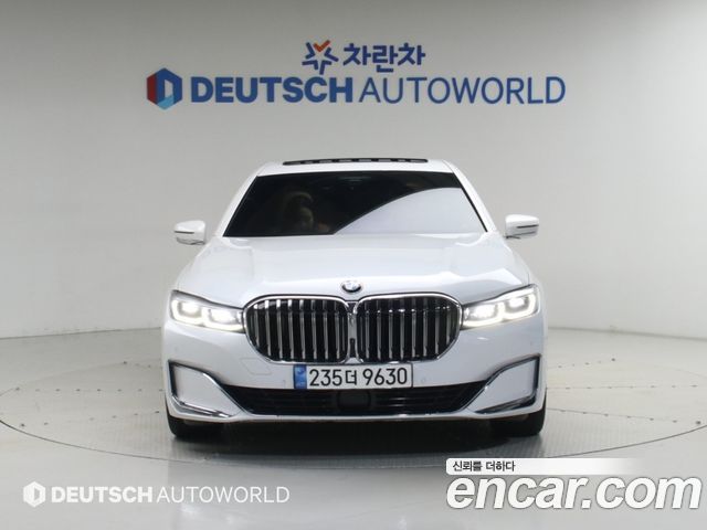 BMW 7 Series (G11) 730d xDrive Design Pure Excellence 2022 — фото 3