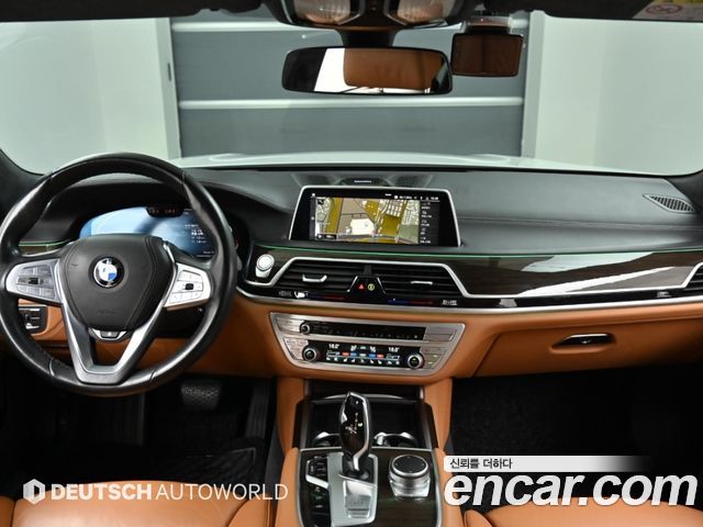 BMW 7 Series (G11) 730d xDrive Design Pure Excellence 2022 — фото 7