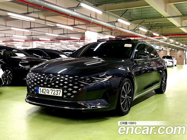 Hyundai Grandeur (IG) 2.5 Le Blanc
