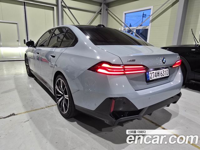 BMW 5 Series (G60) 530i xDrive M Sport 2025 — фото 2