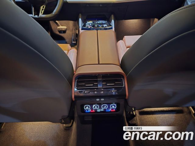 BMW 5 Series (G60) 530i xDrive M Sport 2025 — фото 17