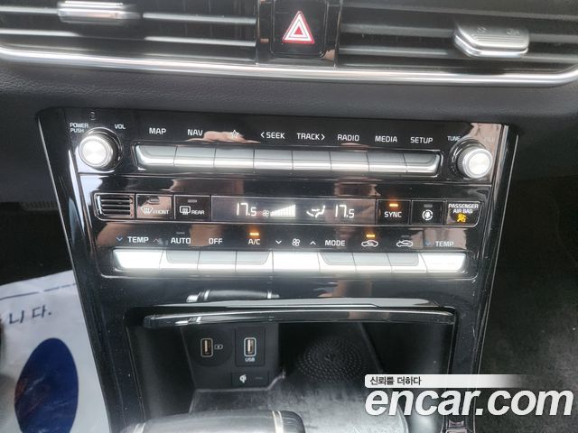 Kia K7 Premier 3.0 LPI Prestige(Rented) 2020 — фото 21