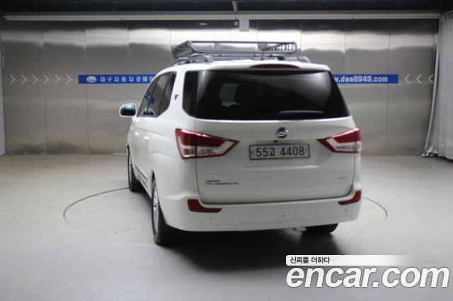 KG Mobility (SsangYong) Korando Turismo 2WD GT 9-seater 2014 — фото 2