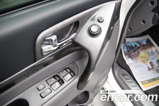 KG Mobility (SsangYong) Korando Turismo 2WD GT 9-seater 2014 — фото 23