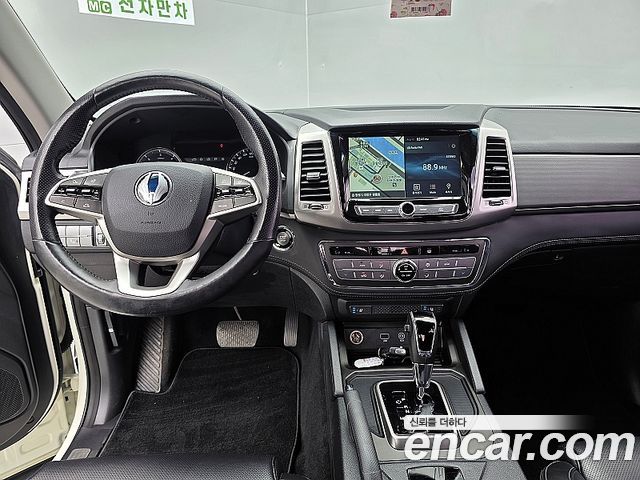 KG Mobility (SsangYong) Rexton Sports Diesel 2.2 2WD Prestige 2018 — фото 6