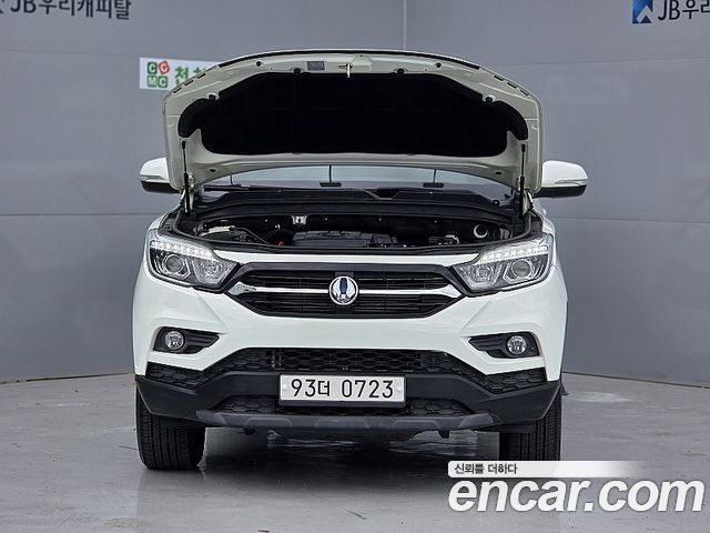KG Mobility (SsangYong) Rexton Sports Diesel 2.2 2WD Prestige 2018 — фото 15