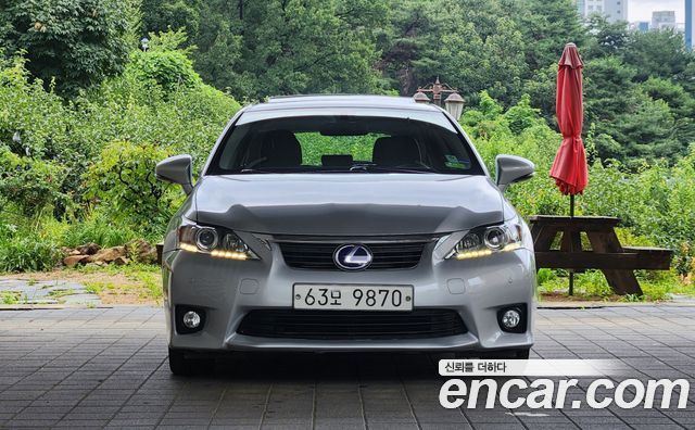 Lexus CT200h 1.8 Compact Trendy ZWA10 2011 — фото 3