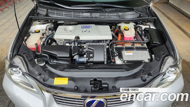 Lexus CT200h 1.8 Compact Trendy ZWA10 2011 — фото 6