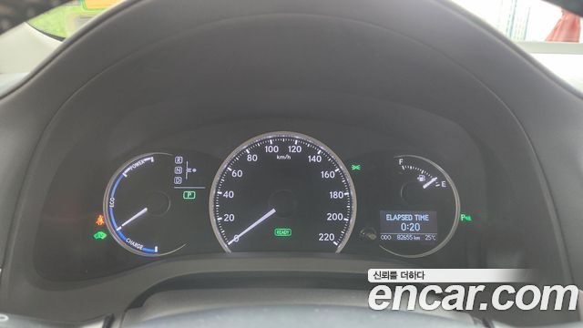 Lexus CT200h 1.8 Compact Trendy ZWA10 2011 — фото 8