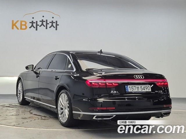 Audi A8 (D5) 55 TFSI Quattro LWB 2021 — фото 2