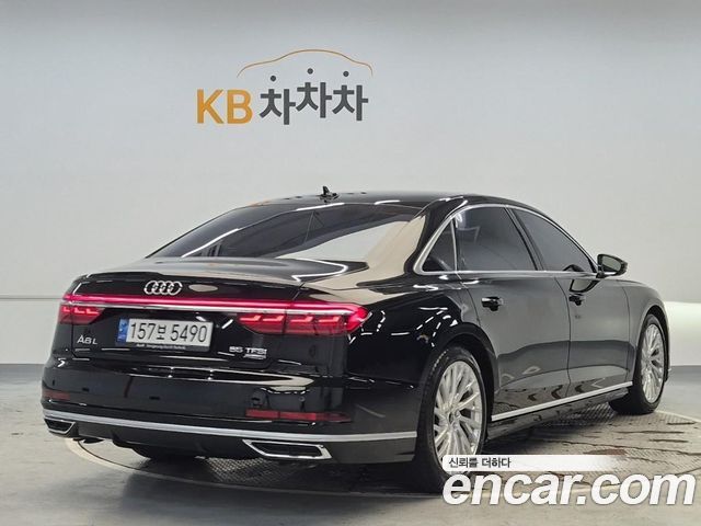 Audi A8 (D5) 55 TFSI Quattro LWB 2021 — фото 3