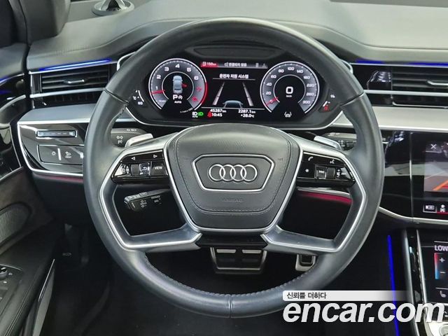 Audi A8 (D5) 55 TFSI Quattro LWB 2021 — фото 9