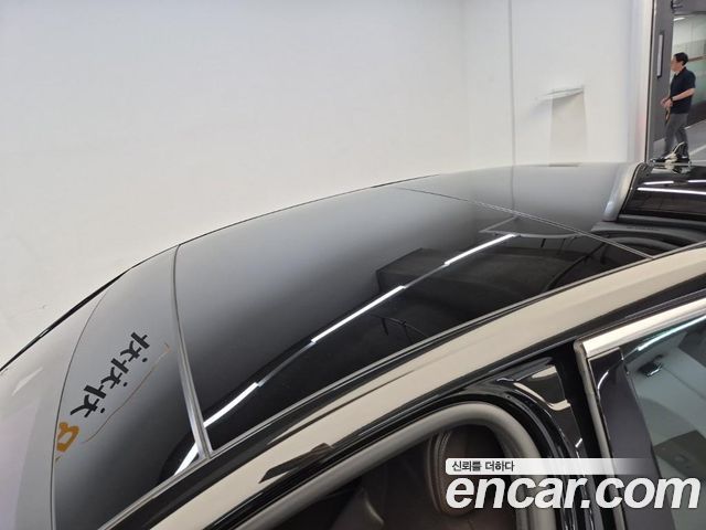 Audi A8 (D5) 55 TFSI Quattro LWB 2021 — фото 17