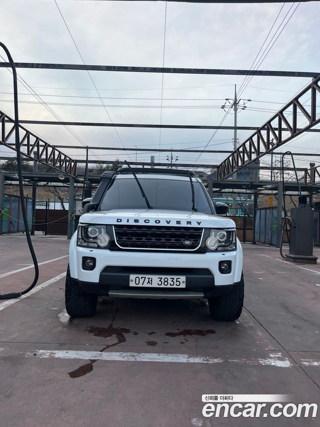 Land Rover Discovery 4 3.0 SDV6 SE 2014 — фото 5