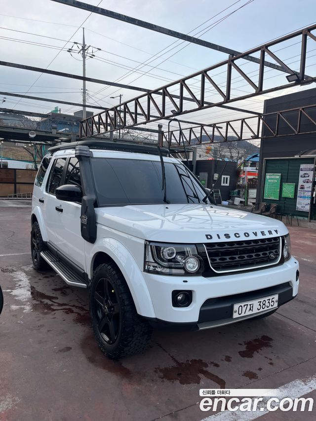 Land Rover Discovery 4 3.0 SDV6 SE 2014 — фото 6