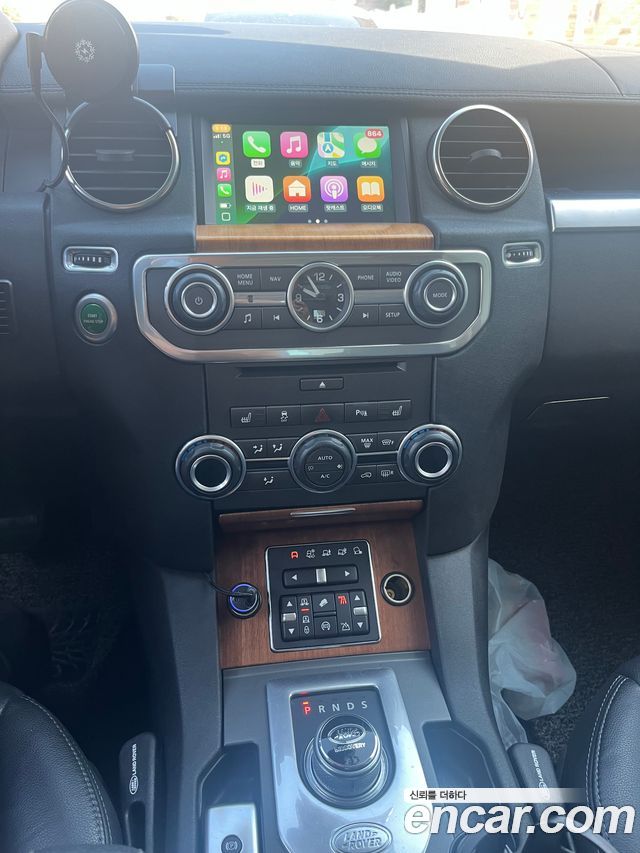 Land Rover Discovery 4 3.0 SDV6 SE 2014 — фото 15