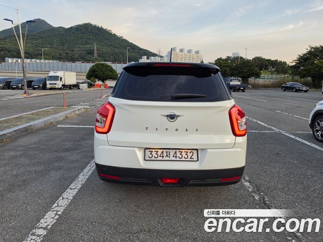 KG Mobility (SsangYong) Tivoli Air Diesel IX 2WD 2018 — фото 4