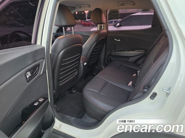 KG Mobility (SsangYong) Tivoli Air Diesel IX 2WD 2018 — фото 10