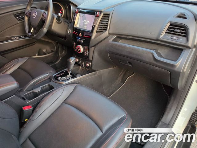 KG Mobility (SsangYong) Tivoli Air Diesel IX 2WD 2018 — фото 17