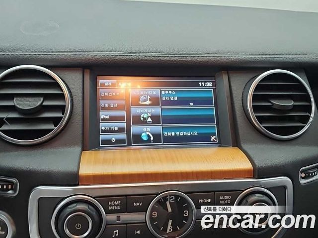 Land Rover Discovery 4 3.0 SDV6 SE 2014 — фото 19