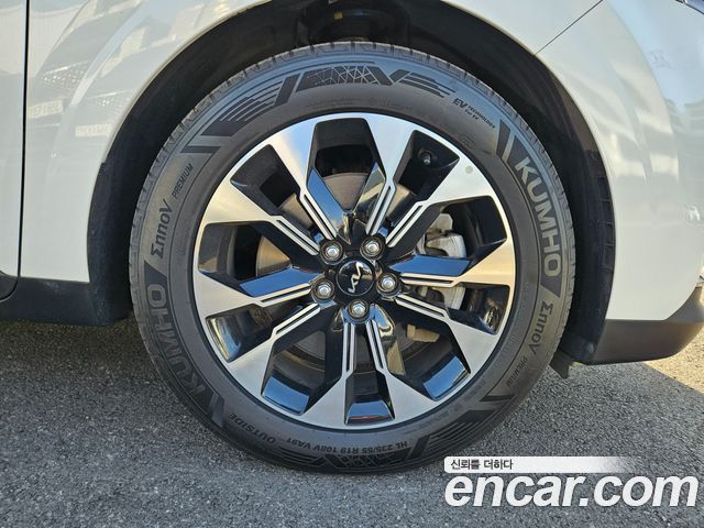 Kia Carnival (IV) Diesel 7-Seater Signature 2022 — фото 5