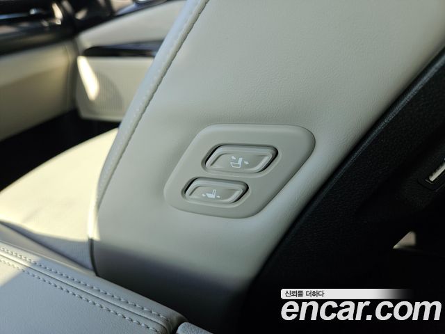 Kia Carnival (IV) Diesel 7-Seater Signature 2022 — фото 23