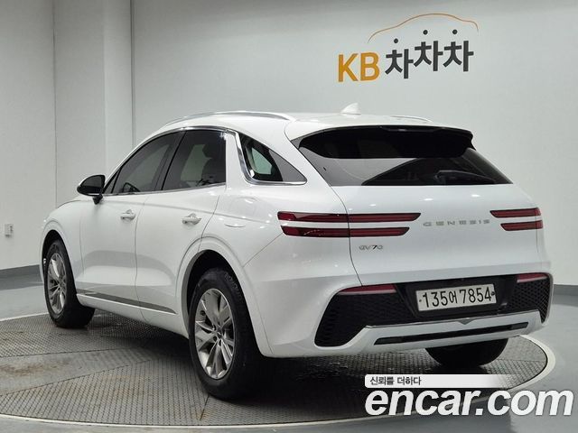 Genesis GV70 2.2 Diesel 2WD 2021 — фото 2