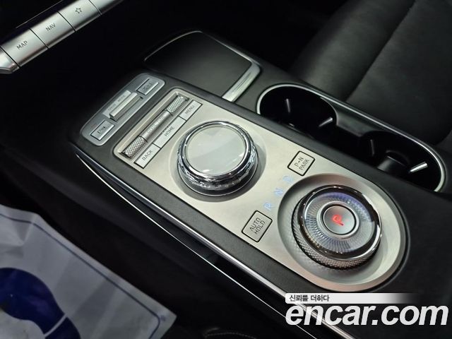 Genesis GV70 2.2 Diesel 2WD 2021 — фото 17
