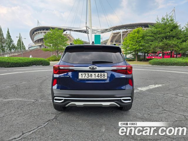 Kia Seltos Diesel 1.6 2WD Noblesse 2020 — фото 3