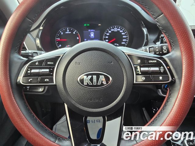 Kia Seltos Diesel 1.6 2WD Noblesse 2020 — фото 10