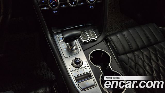 Genesis G70 2.2D AWD Elite 2019 — фото 15