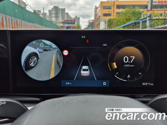 Hyundai Grandeur (GN7) 2,5 Gasoline 2WD Exclusive 2023 — фото 16