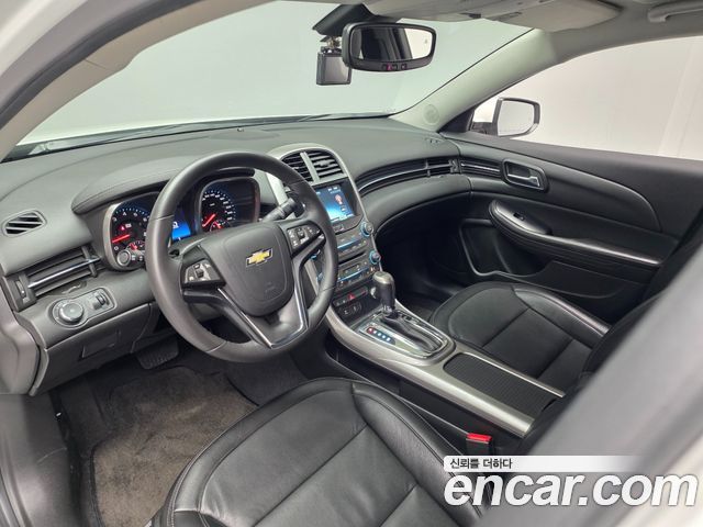 Chevrolet Malibu 2.0 LT Deluxe Pack 2015 — фото 9